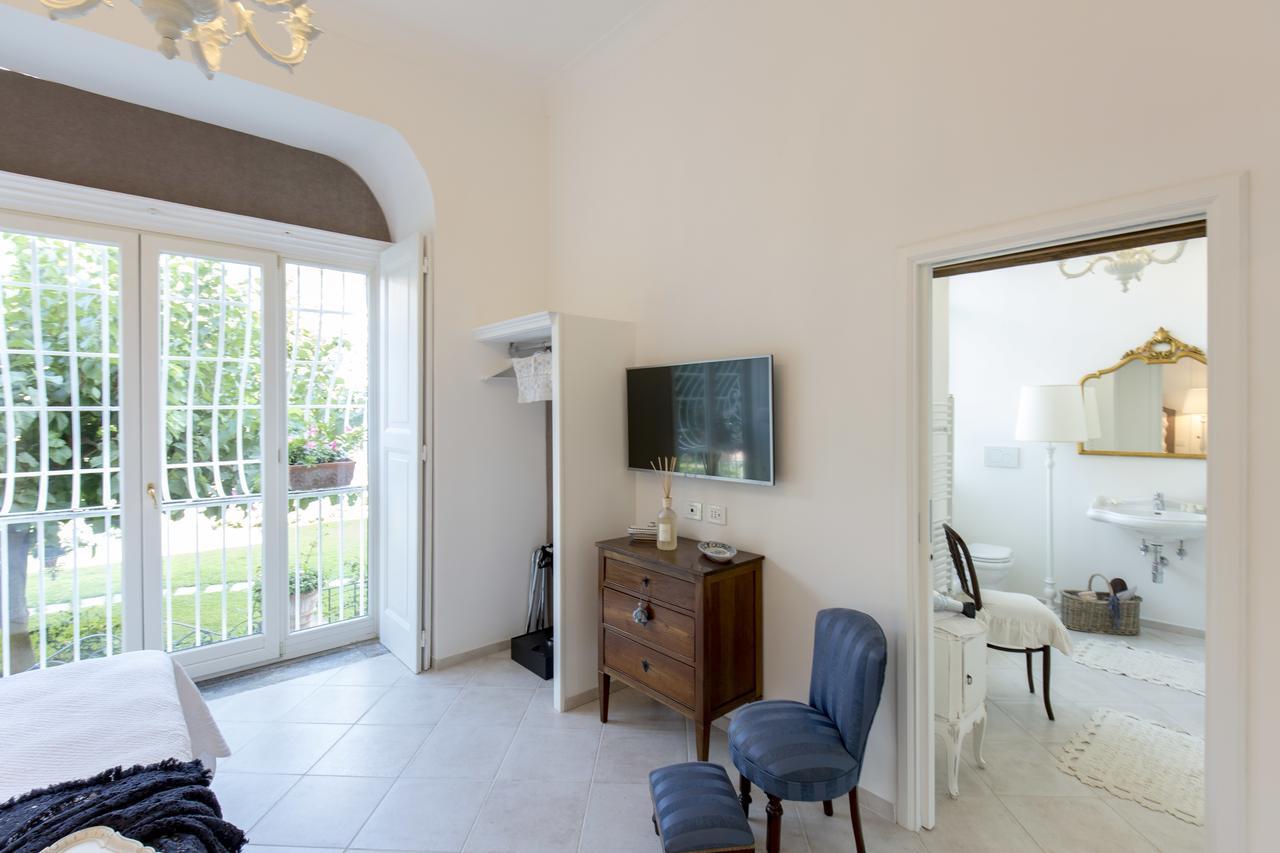 Bed and Breakfast Palazzo Cacace Relais Piano di Sorrento Exterior foto